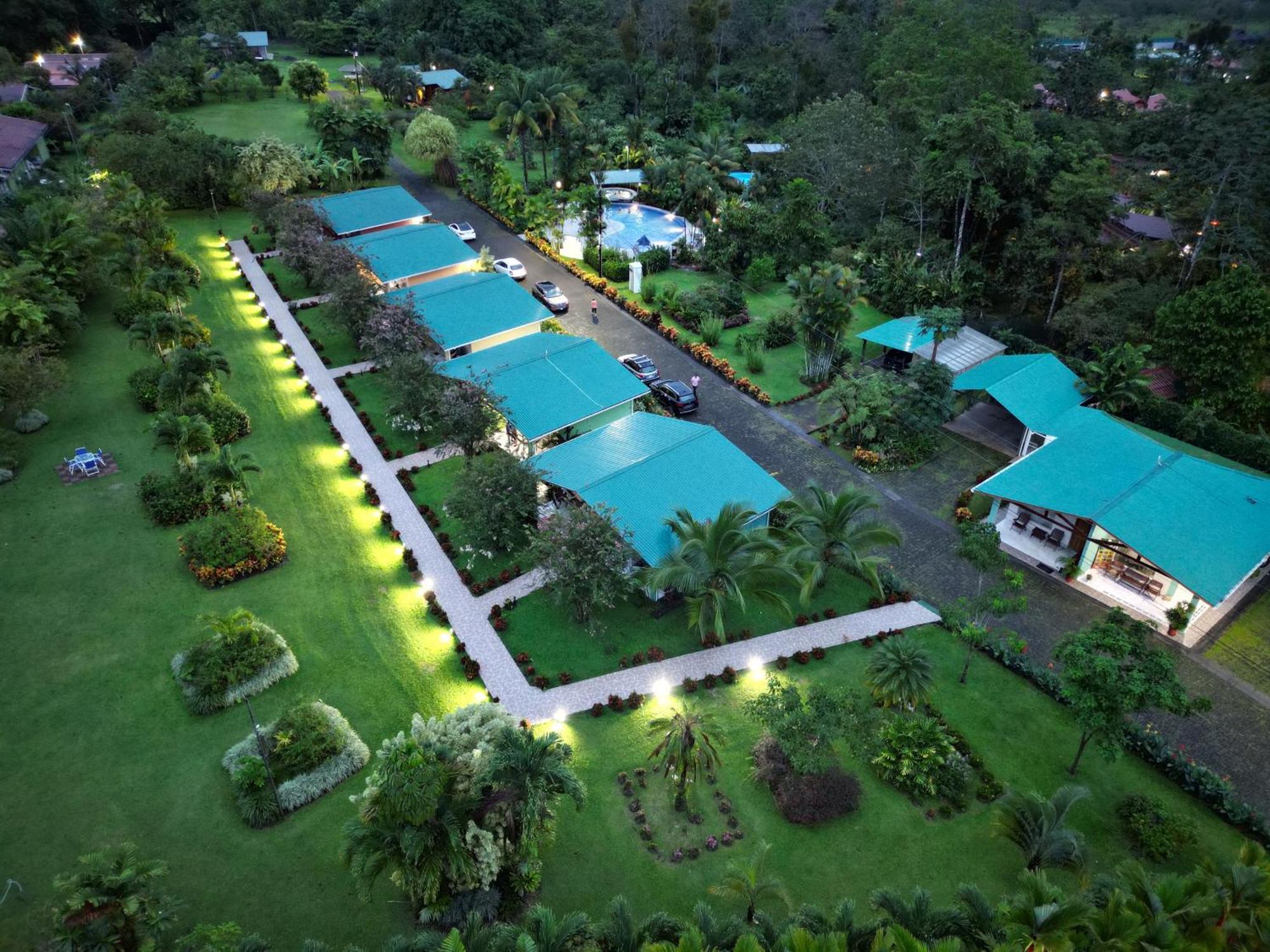 Hotel Villas Vilma Ла Фортуна Экстерьер фото